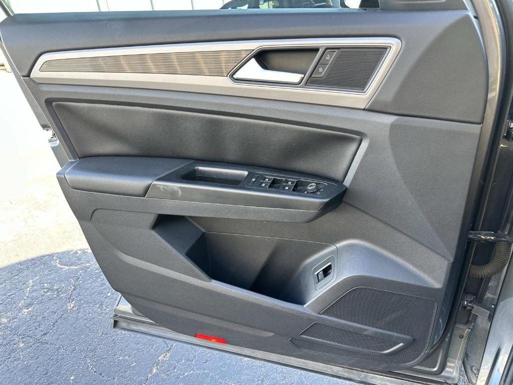 used 2019 Volkswagen Atlas car, priced at $18,250