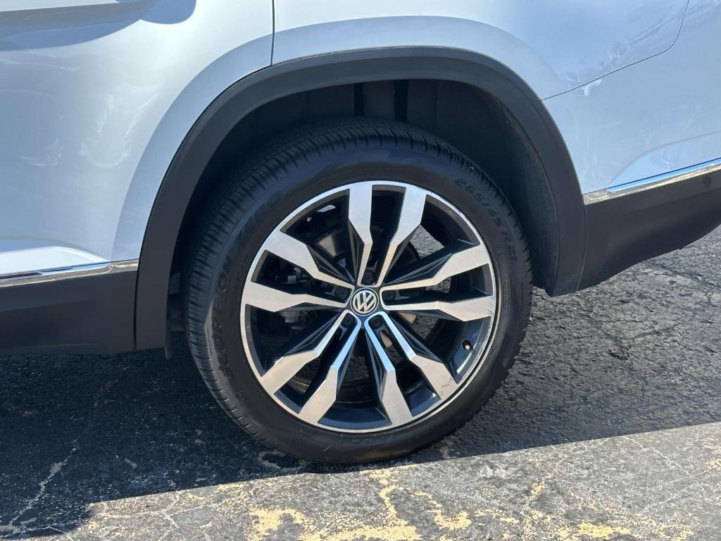 used 2020 Volkswagen Atlas car, priced at $20,900