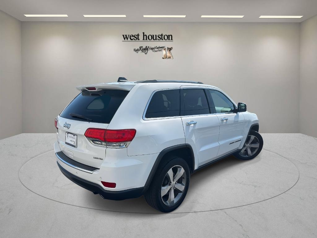 used 2018 Jeep Grand Cherokee car, priced at $15,900