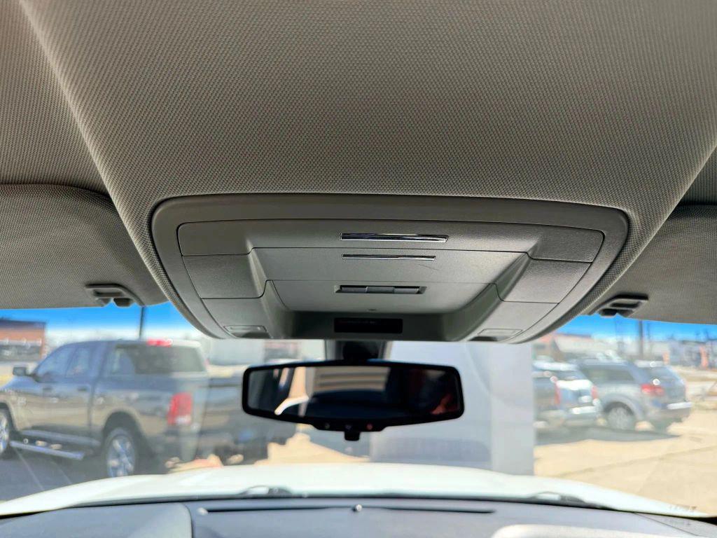 used 2018 GMC Yukon XL car, priced at $18,950