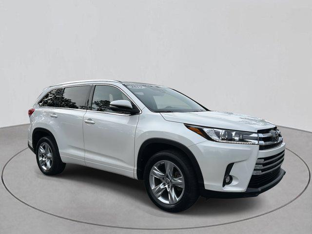 used 2019 Toyota Highlander car, priced at $25,443