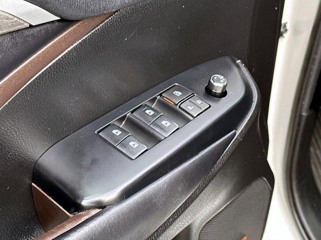 used 2019 Toyota Highlander car, priced at $25,443