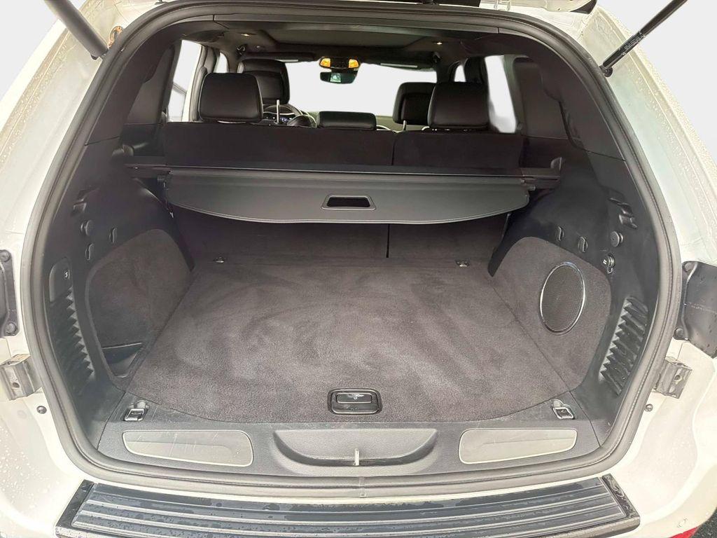 used 2020 Jeep Grand Cherokee car, priced at $55,050