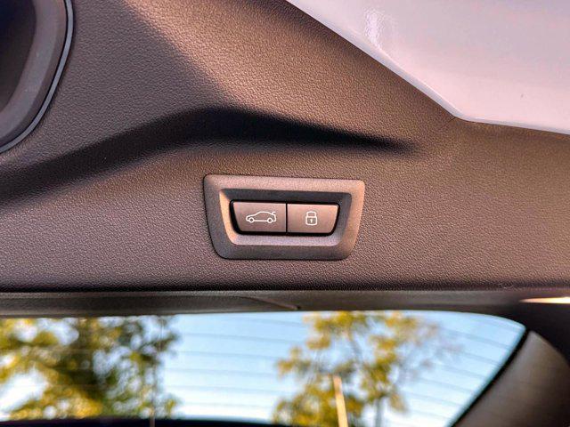 new 2026 BMW X7 car, priced at $123,545