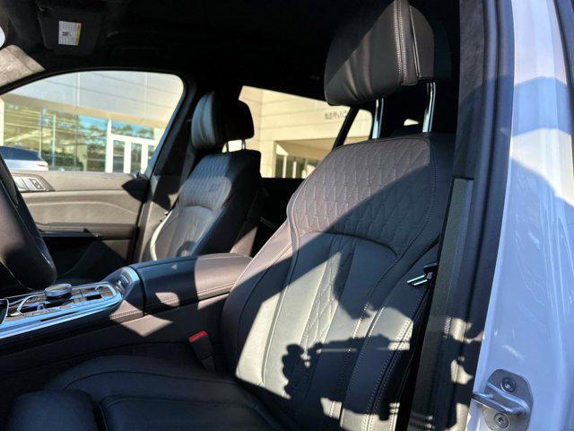 new 2026 BMW X7 car, priced at $123,545