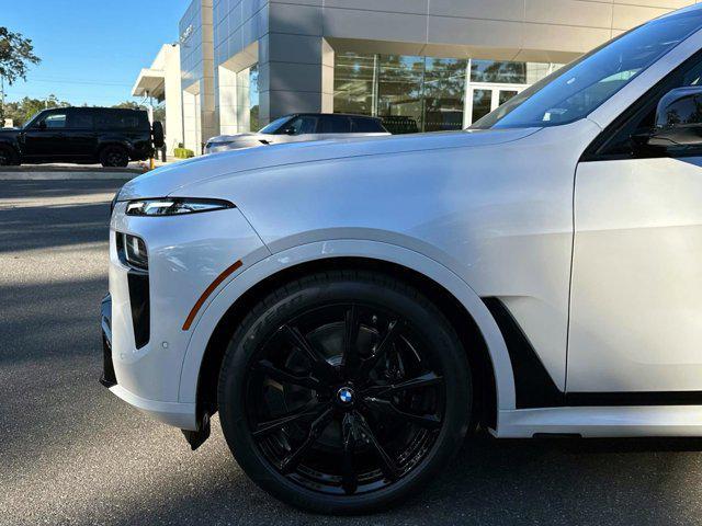new 2026 BMW X7 car, priced at $123,545