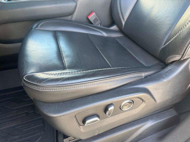 used 2021 GMC Yukon XL car, priced at $48,973