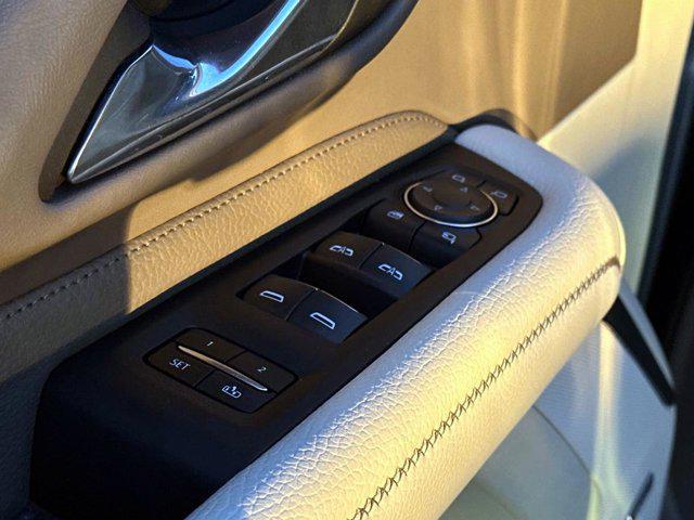 used 2021 GMC Yukon car, priced at $43,599