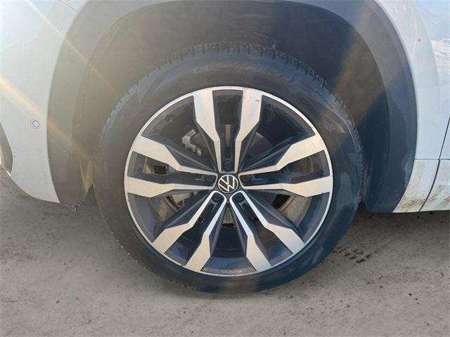 used 2022 Volkswagen Atlas Cross Sport car, priced at $27,988