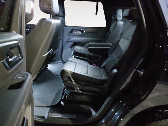 used 2025 GMC Yukon car, priced at $79,988