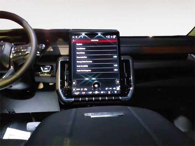 used 2025 GMC Yukon car, priced at $79,988