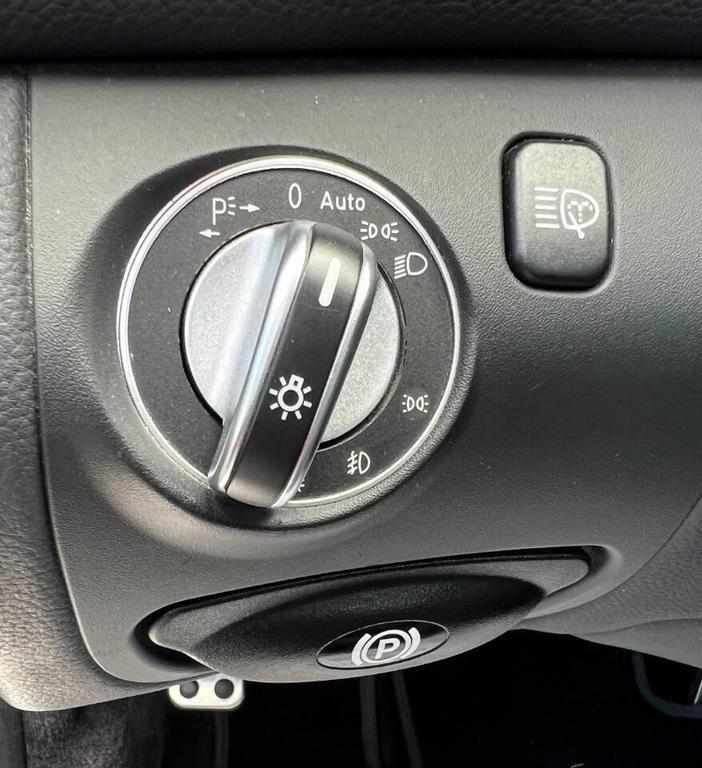 used 2009 Mercedes-Benz SL-Class car, priced at $18,999
