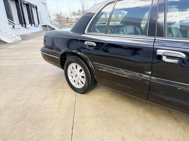 used 2003 Ford Crown Victoria car, priced at $5,995