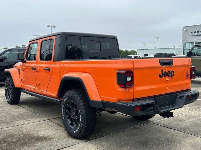 new 2025 Jeep Gladiator car, priced at $48,636