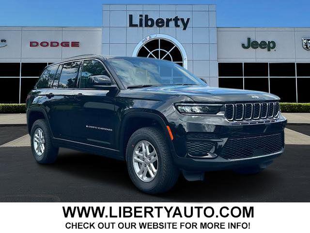 new 2025 Jeep Grand Cherokee car, priced at $40,355
