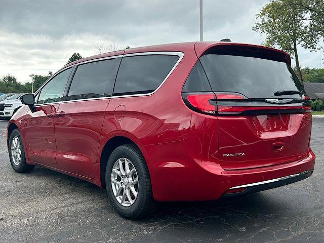 new 2026 Chrysler Pacifica car, priced at $41,894