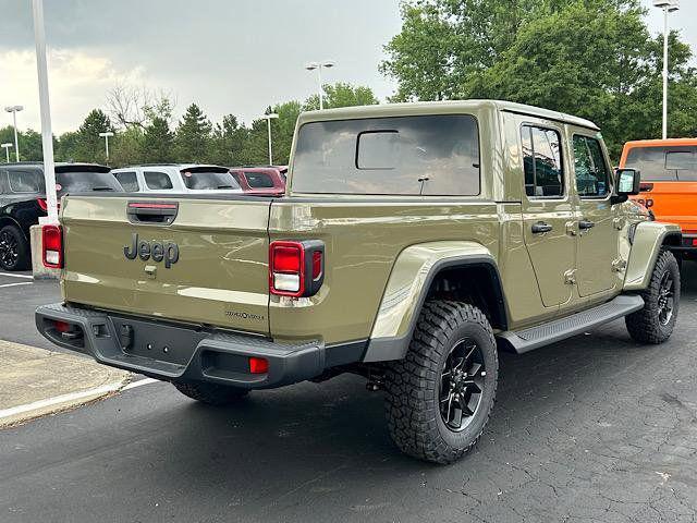 new 2025 Jeep Gladiator car, priced at $46,477