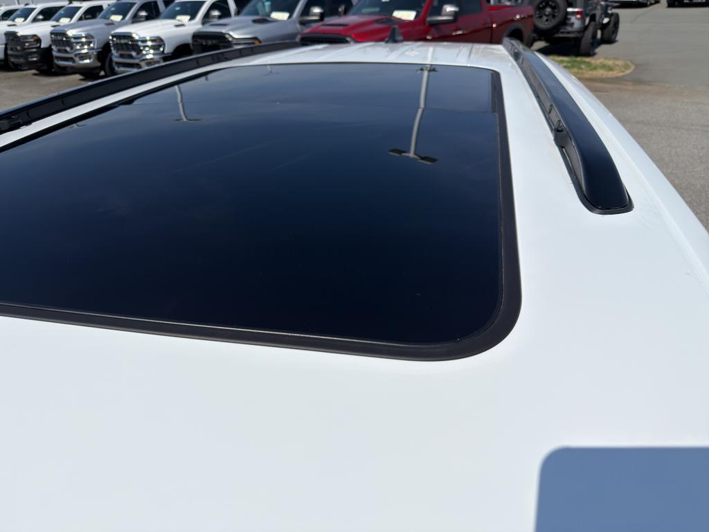 new 2026 Jeep Grand Cherokee L car, priced at $49,992