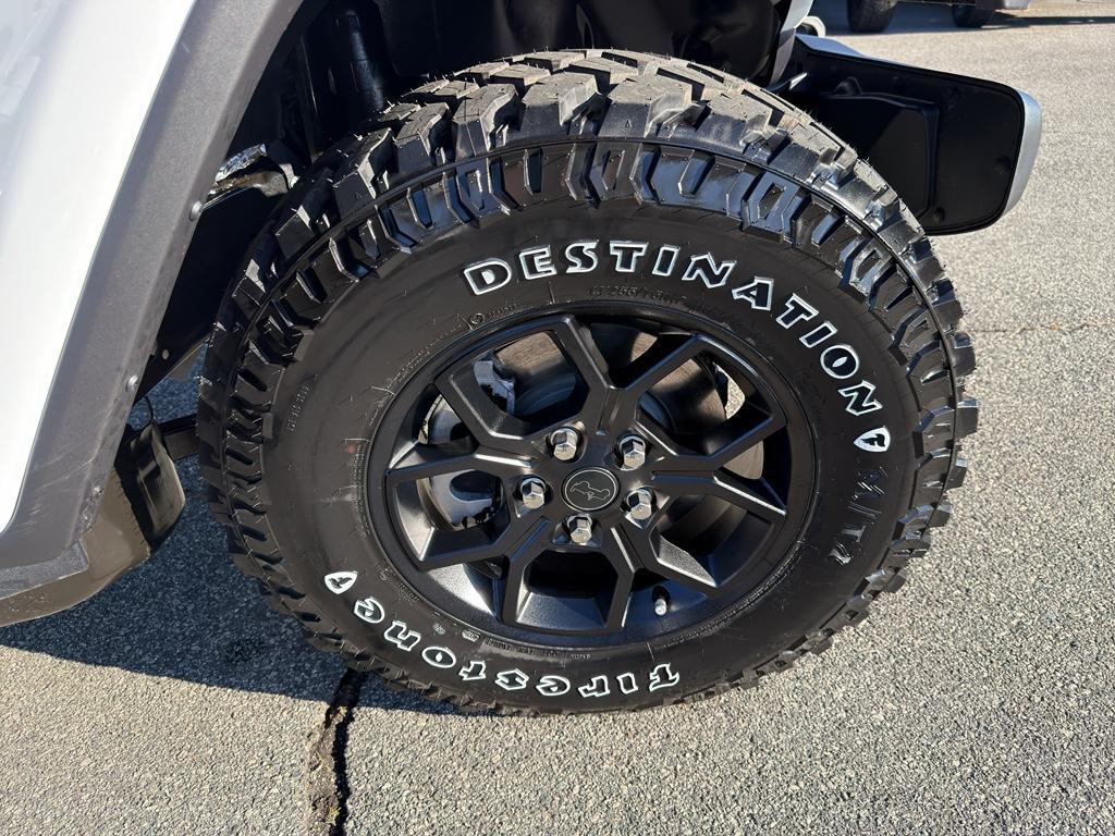 new 2026 Jeep Gladiator car, priced at $45,351