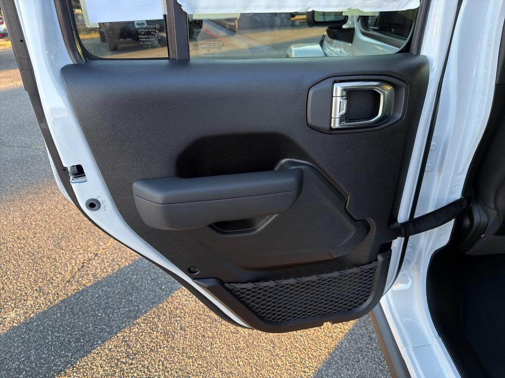 new 2026 Jeep Wrangler car, priced at $53,914