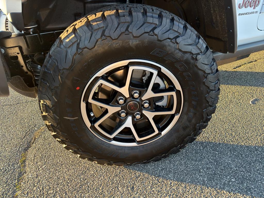 new 2026 Jeep Wrangler car, priced at $53,914