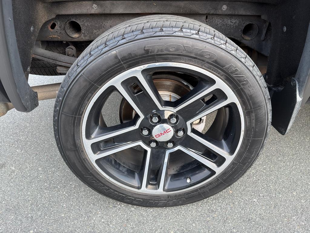 used 2016 GMC Sierra 1500 car, priced at $29,885