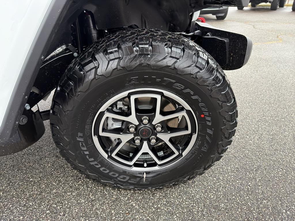 new 2026 Jeep Wrangler car, priced at $53,214