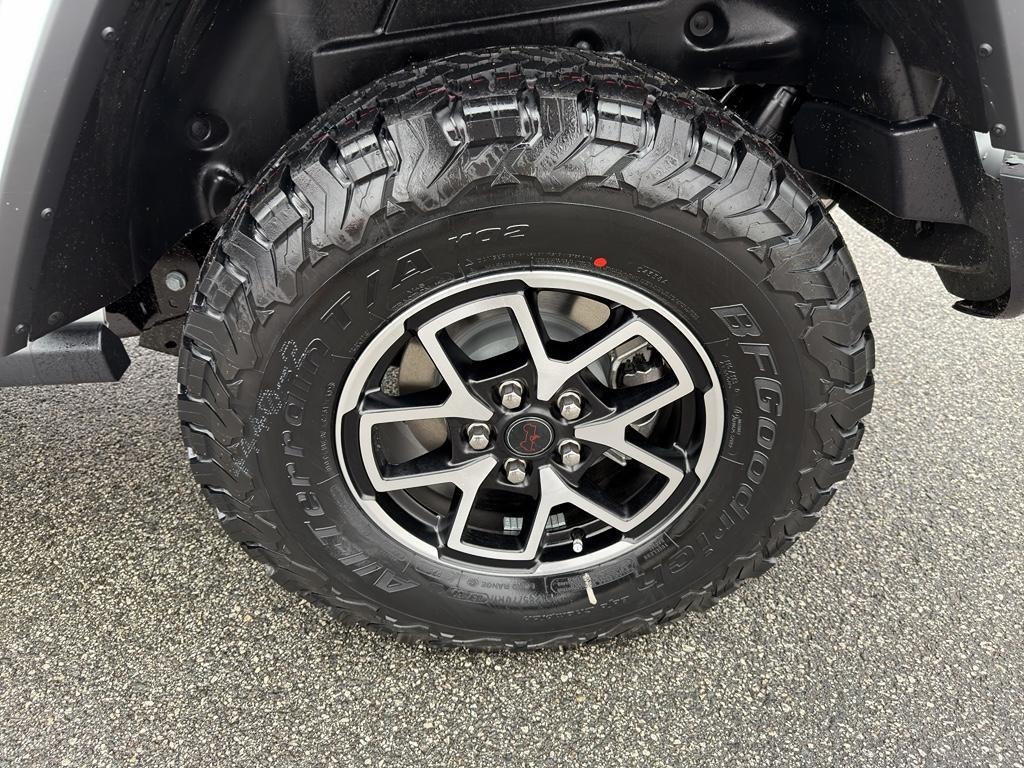 new 2026 Jeep Wrangler car, priced at $53,214