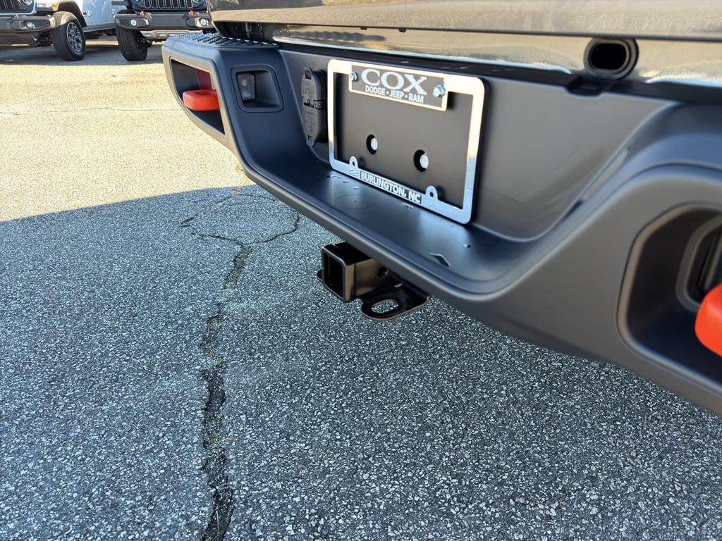 new 2026 Jeep Gladiator car, priced at $52,729