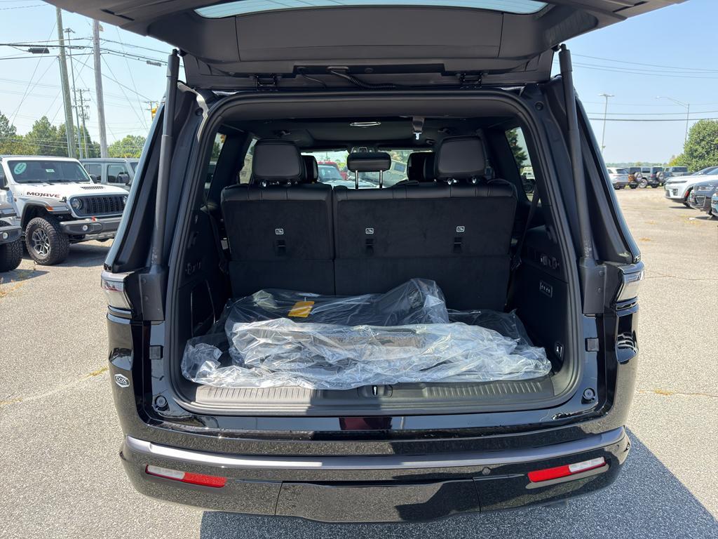 new 2026 Jeep Grand Wagoneer car, priced at $81,652