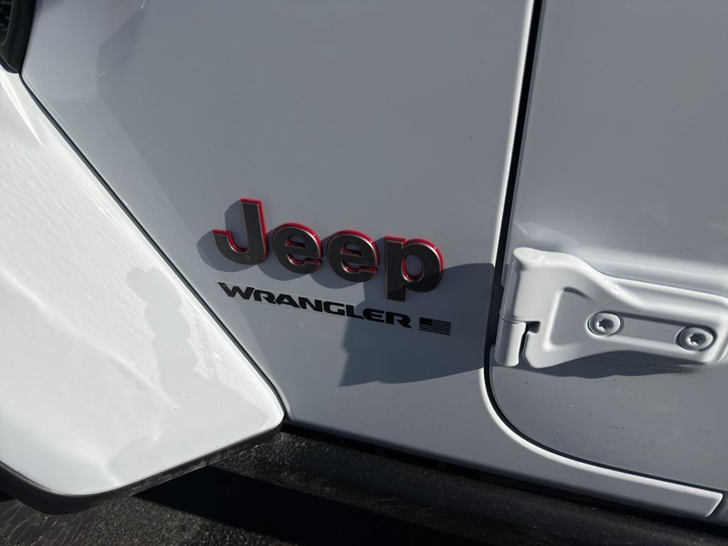 new 2026 Jeep Wrangler car, priced at $55,776