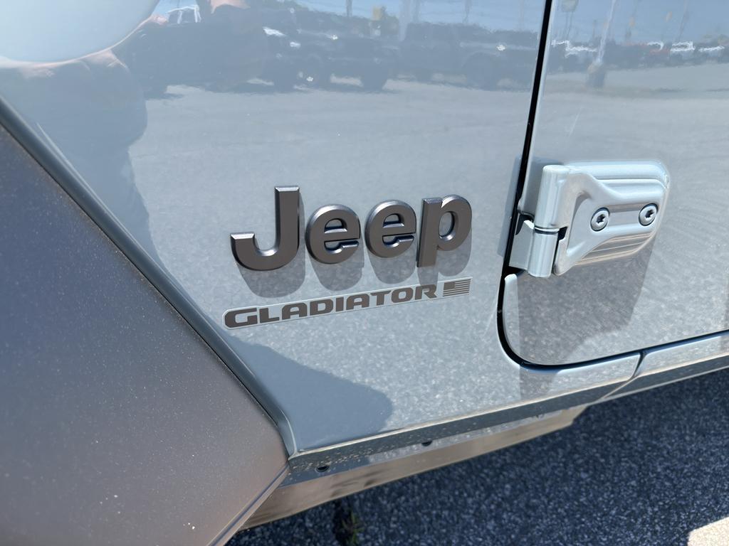 new 2026 Jeep Gladiator car, priced at $40,982