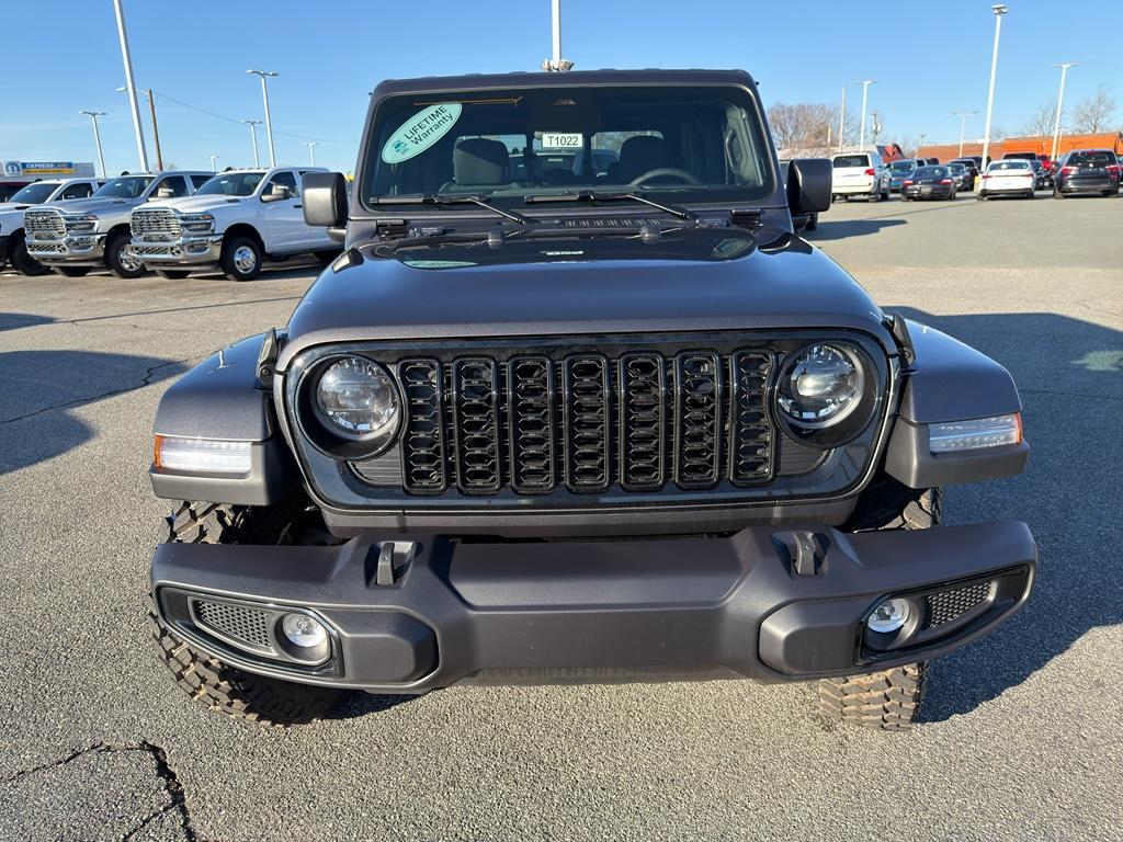 new 2026 Jeep Gladiator car, priced at $43,869