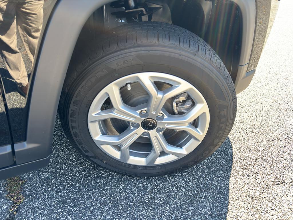 new 2026 Jeep Compass car, priced at $26,363