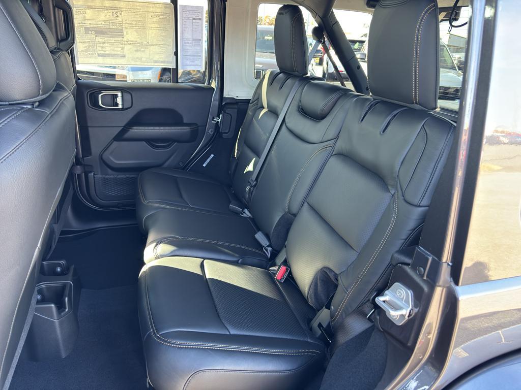 new 2026 Jeep Wrangler car, priced at $53,426