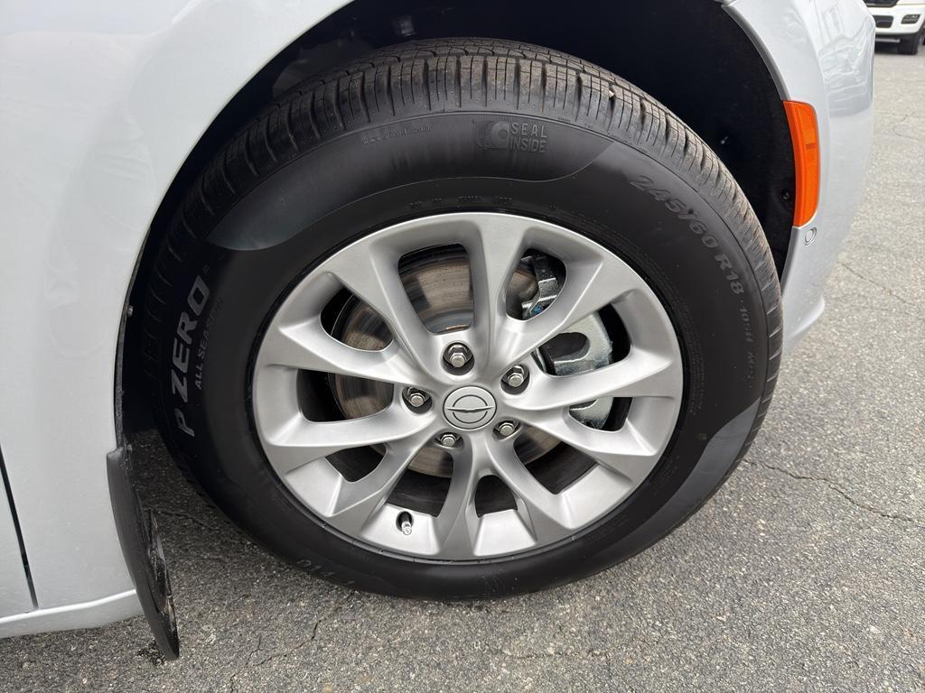 new 2026 Chrysler Pacifica car, priced at $48,867