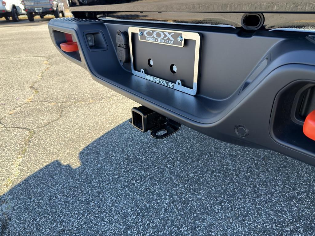 new 2026 Jeep Gladiator car, priced at $53,934