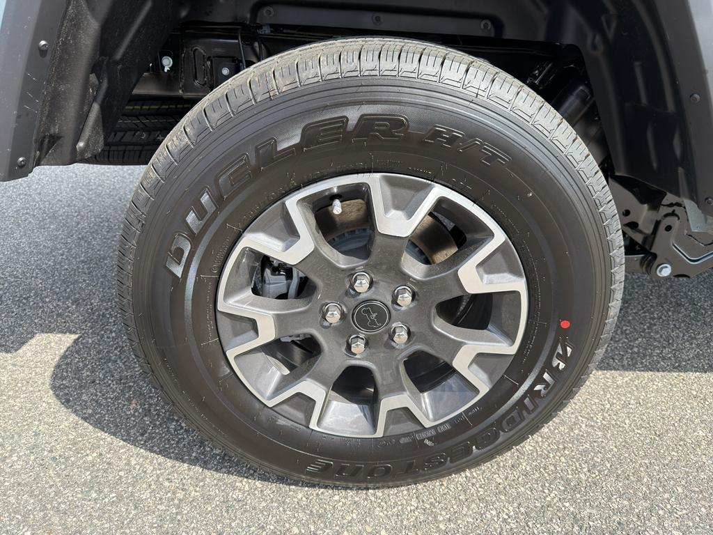 new 2026 Jeep Gladiator car, priced at $45,637