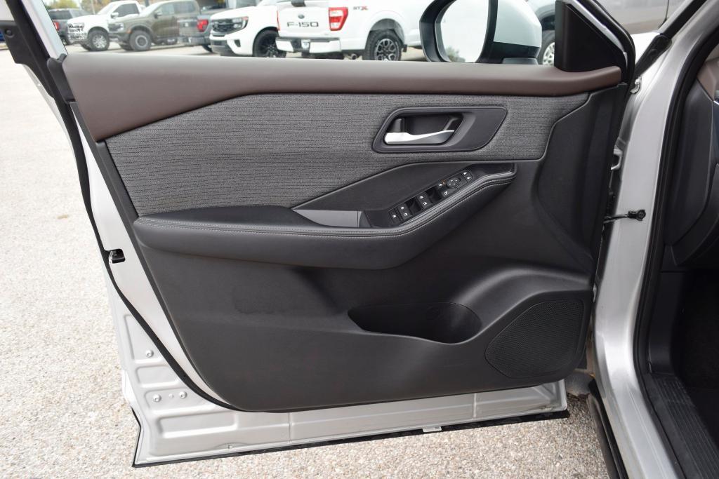 used 2023 Nissan Rogue car, priced at $17,983