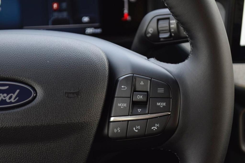 new 2025 Ford Maverick car, priced at $27,829