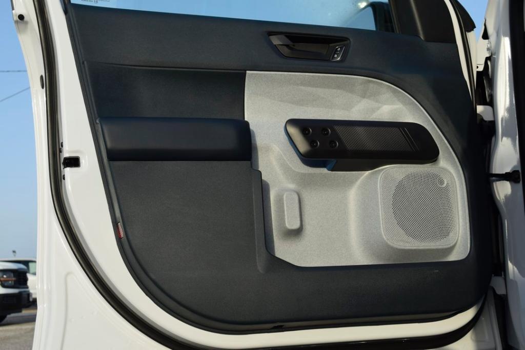 new 2025 Ford Maverick car, priced at $27,829