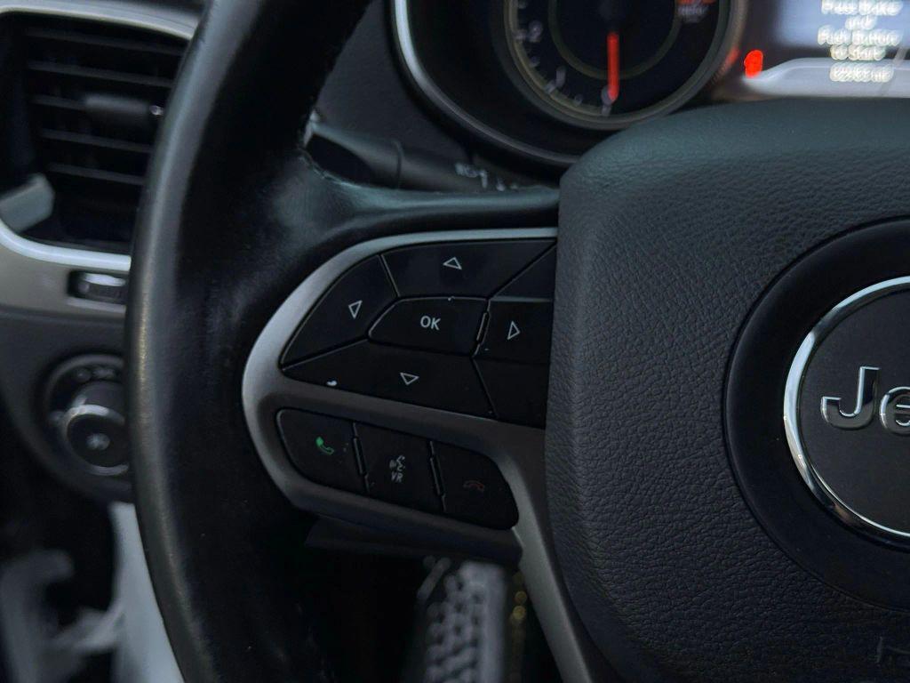 used 2019 Jeep Cherokee car, priced at $14,489