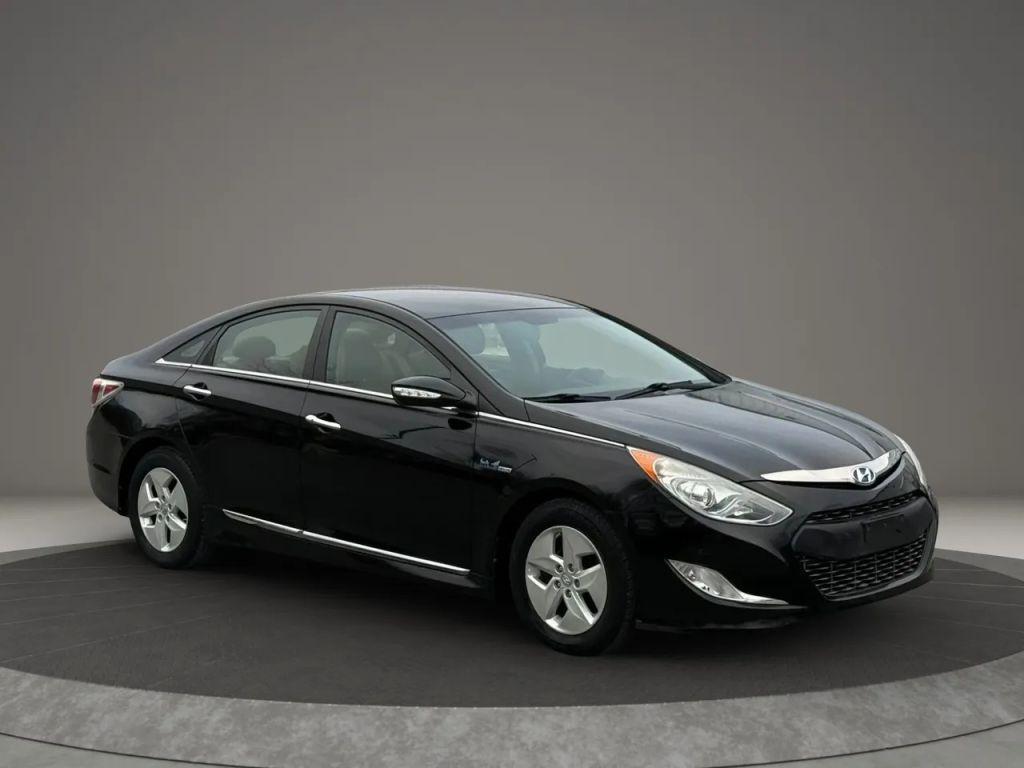 used 2012 Hyundai Sonata Hybrid car, priced at $7,244