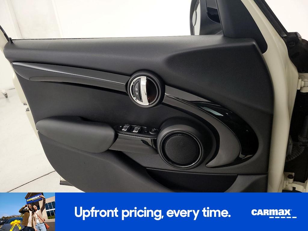 used 2019 MINI Hardtop car, priced at $13,998