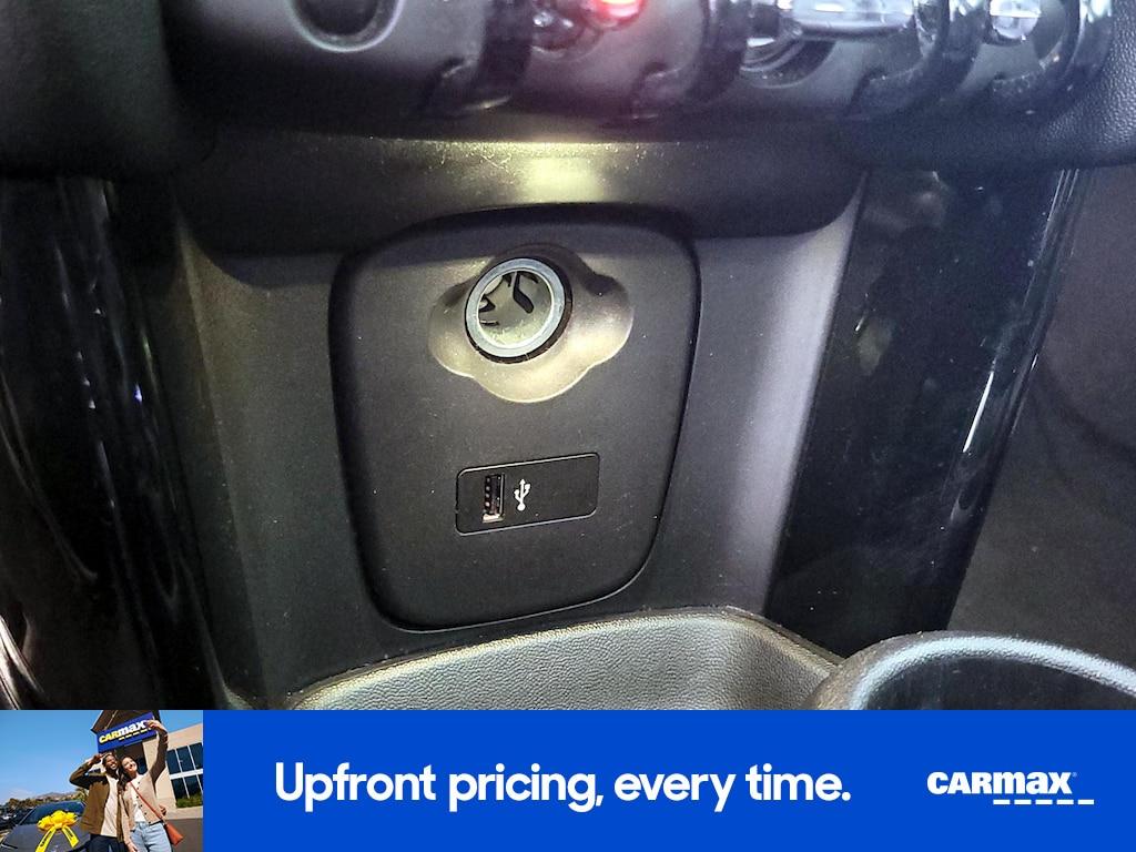 used 2019 MINI Hardtop car, priced at $13,998