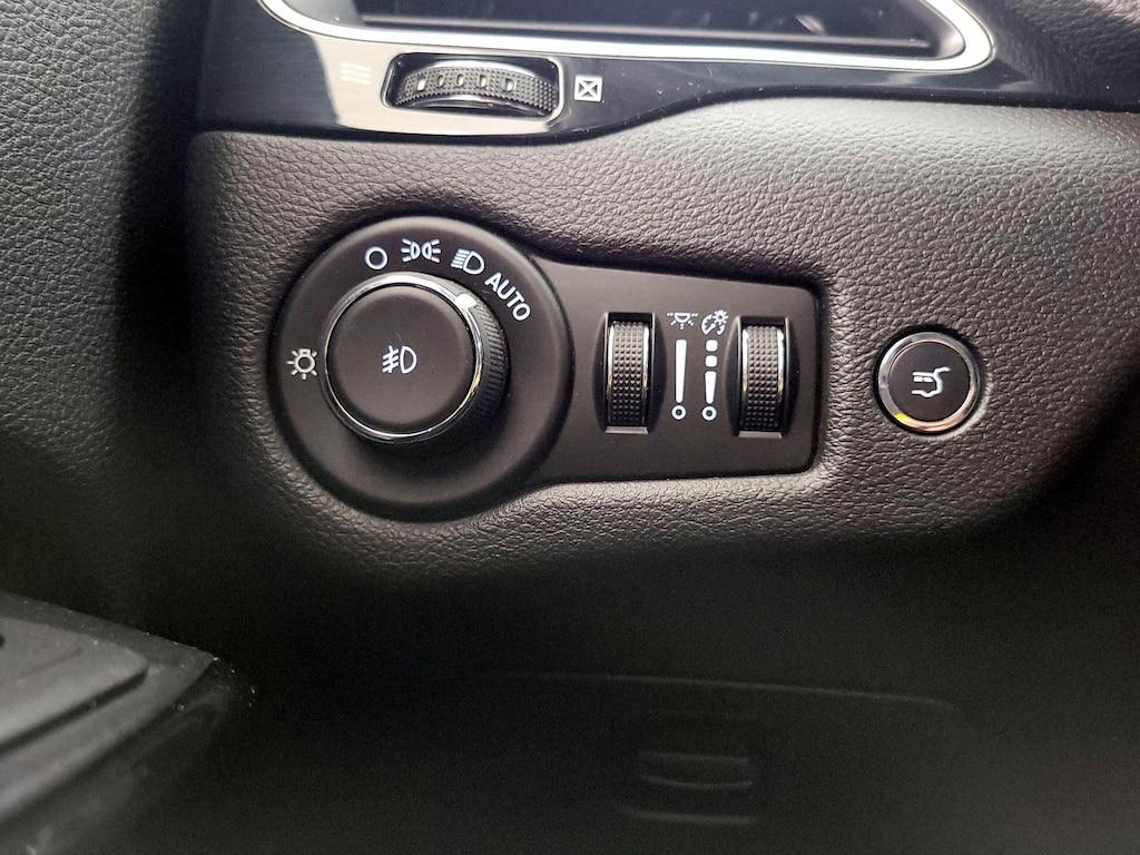 used 2019 Jeep Cherokee car, priced at $14,599