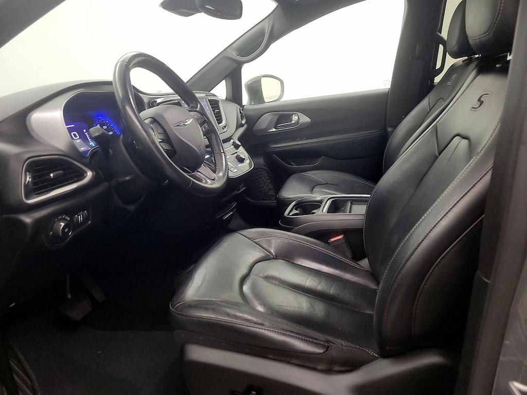 used 2020 Chrysler Pacifica car, priced at $22,998