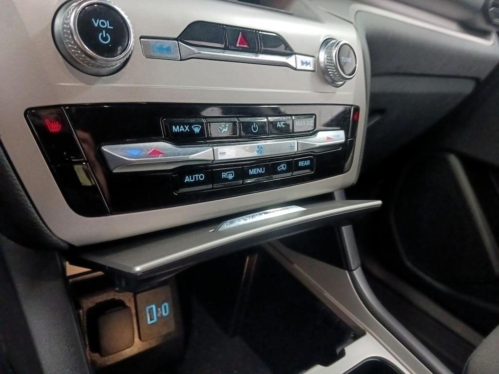 used 2024 Ford Explorer car, priced at $28,998