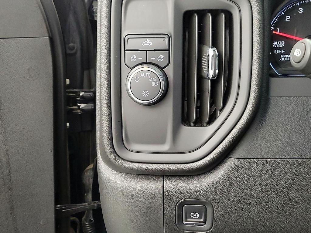 used 2022 Chevrolet Silverado 1500 car, priced at $31,998
