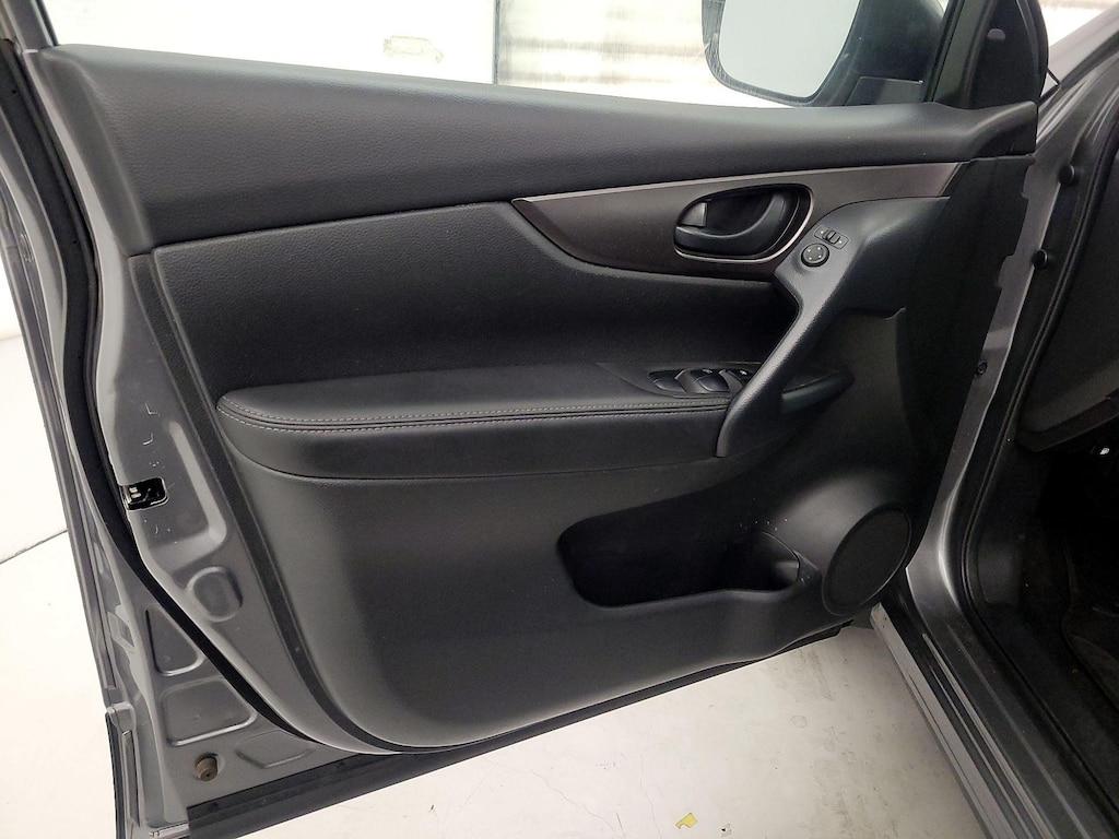 used 2021 Nissan Rogue Sport car, priced at $15,998